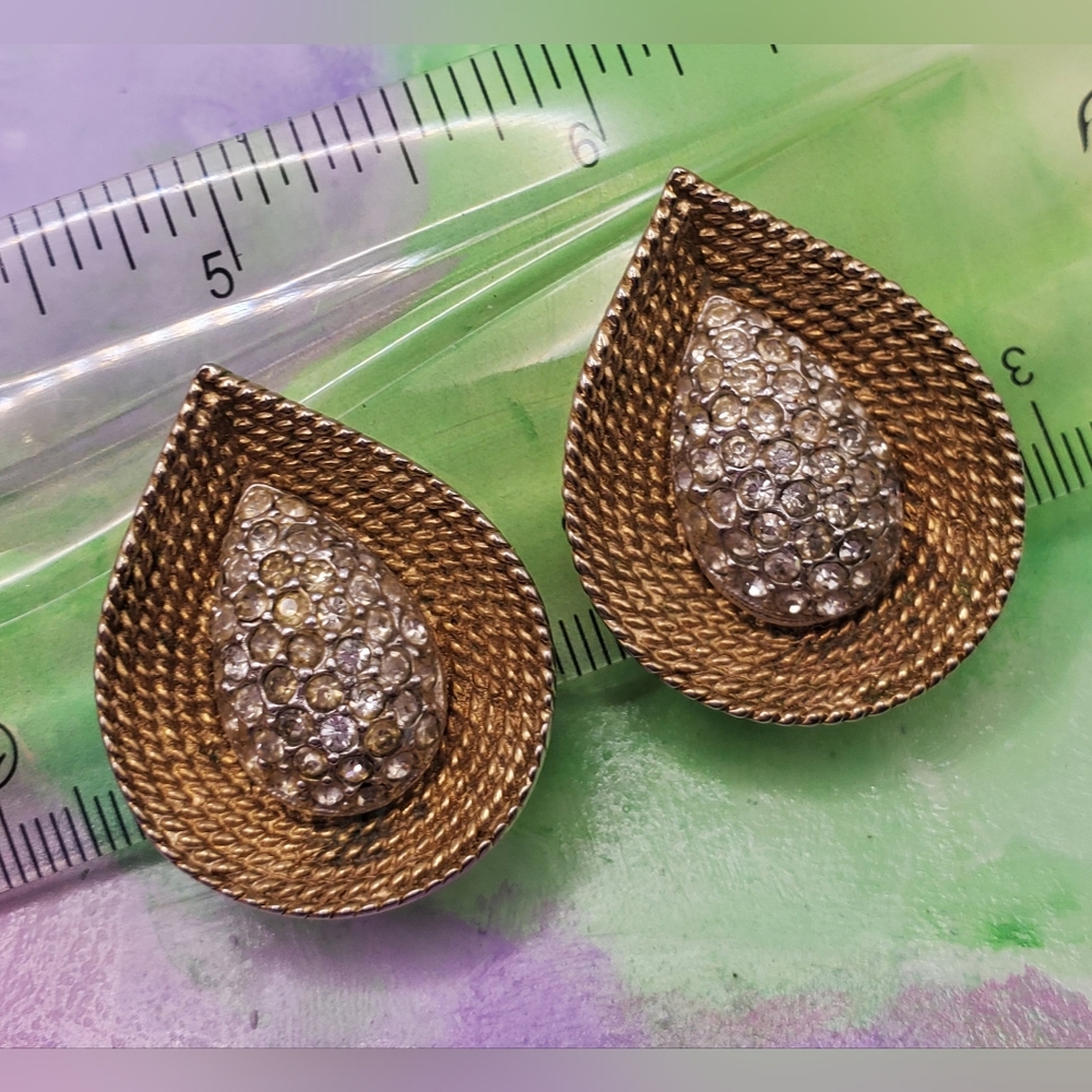 Hattie Carnegie Earrings Rhinestone Clip On Ks